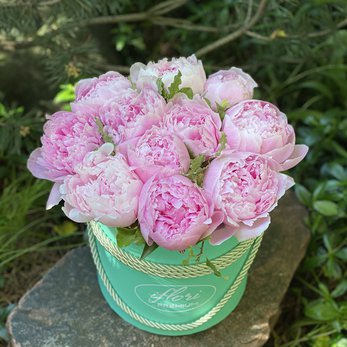Букет  Пейтон с розовыми пионами - фото 1