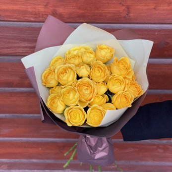 Букет Фива с желтыми розами - фото 1