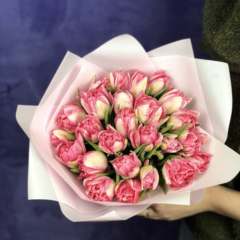 Букет с розовыми тюльпанами - фото 1