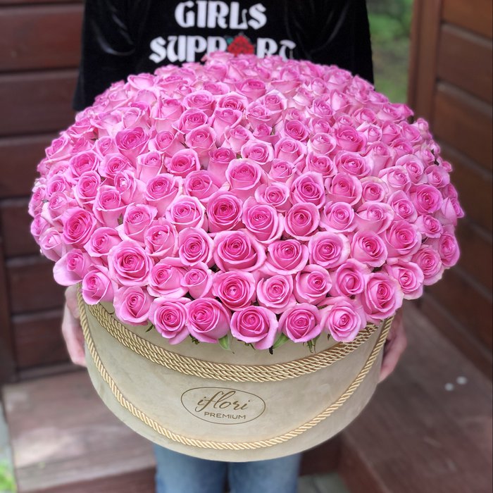 Букет с 171 розовой розой в коробке - фото 1