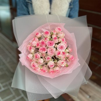 Букет Саманта из 15 кустовых роз купить