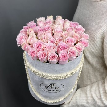 Букет Грейс Келли с розами в шляпной коробке - фото 1