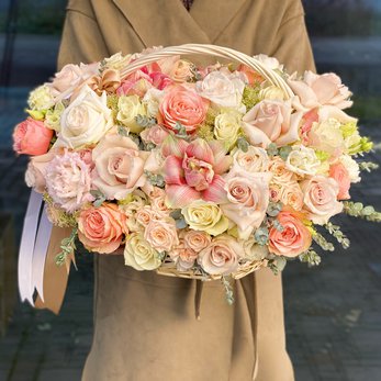 Корзина Амаранта с цветами - фото 1