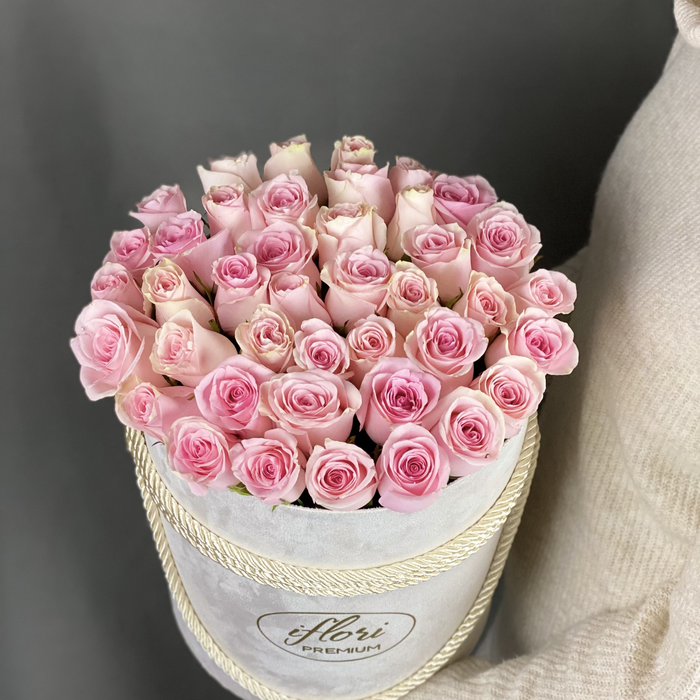 Букет Грейс Келли XXL с розами в шляпной коробке - фото 3