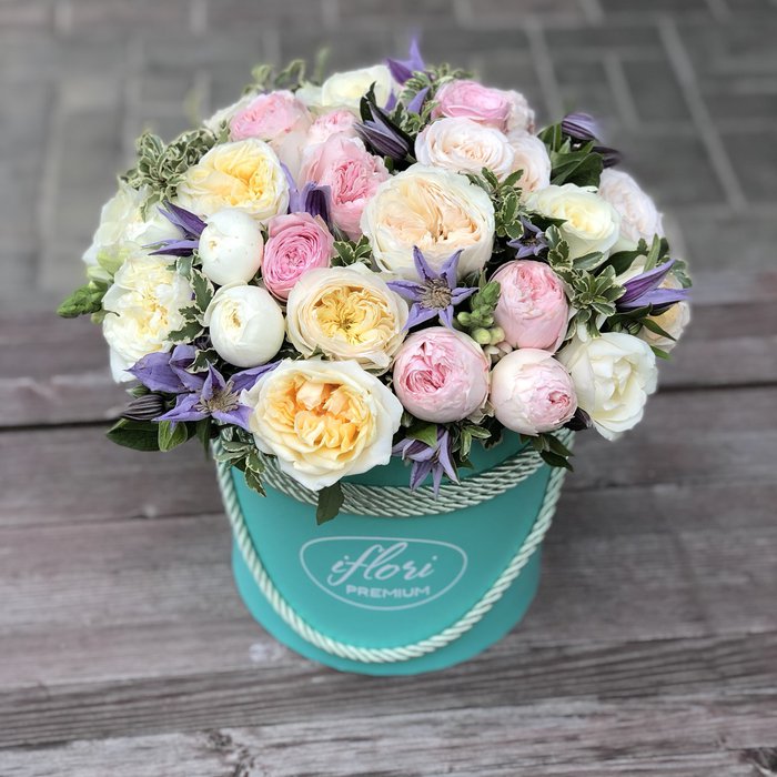 Букет Корнелия с пионовидными розами - фото 1