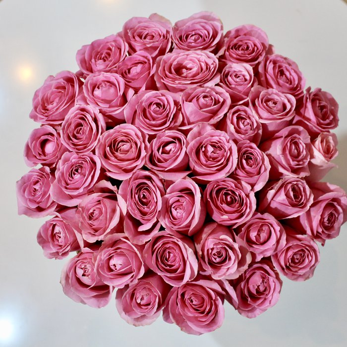 Букет Леди Ди с розами в шляпной коробке - фото 2