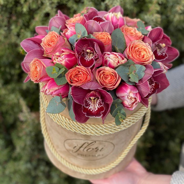 Букет с тюльпанами и орхидеями Алкибия - фото 2